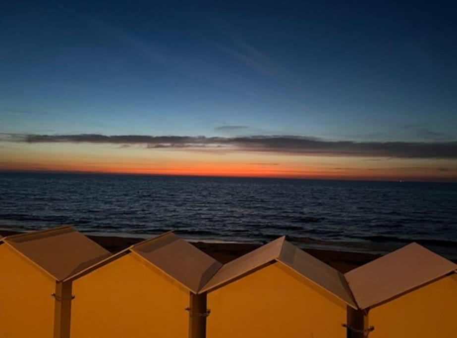 Sur La Plage / Enjoy The Beach Apartment Cabourg Luaran gambar
